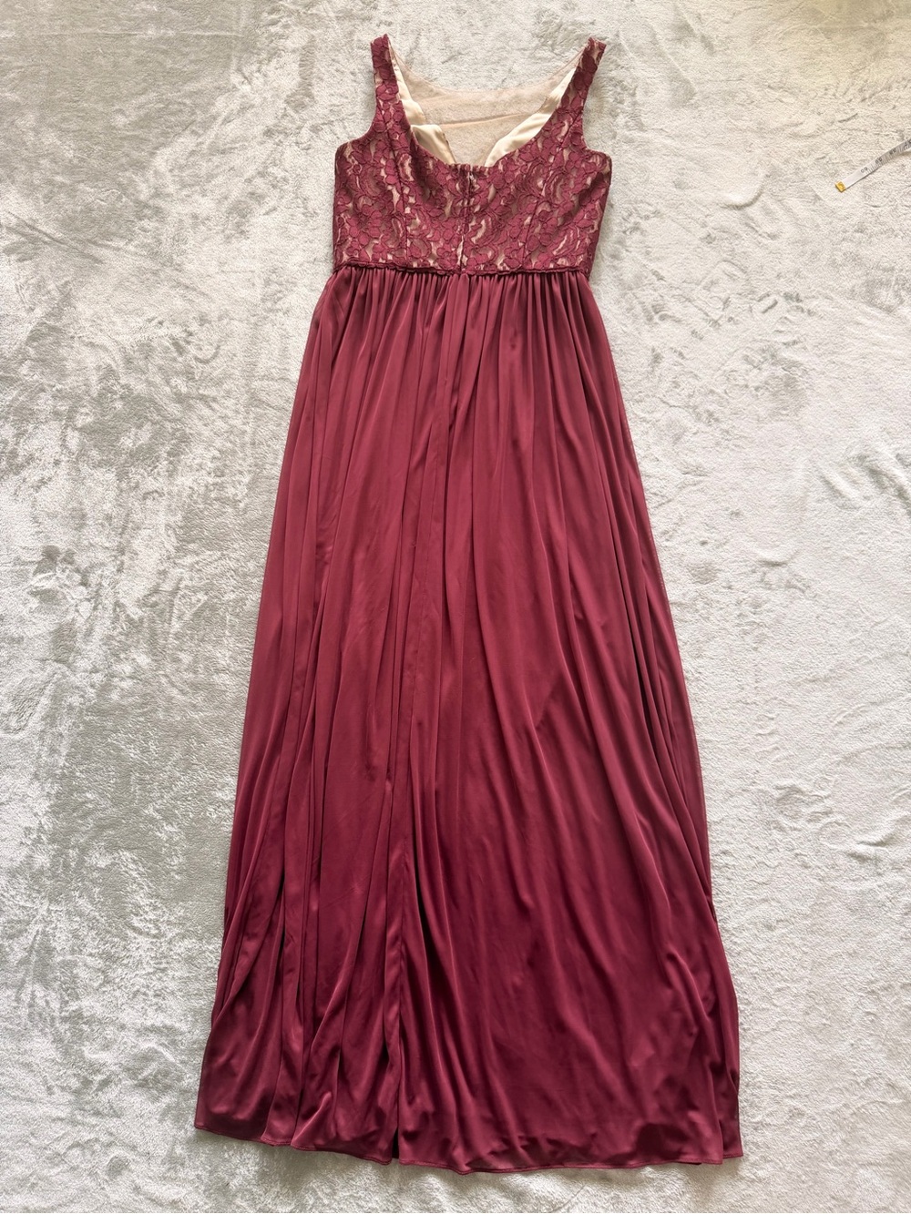 David's Bridal, Lace Bodice Chiffon Maxi Dress in Burgundy - M - Picture 4 of 9